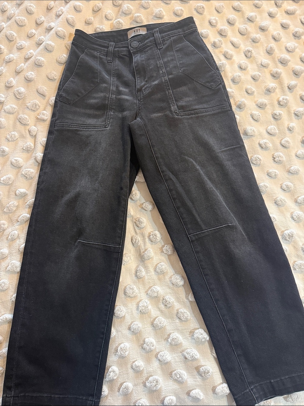 Kut from the Kloth Ashton Barrel Leg Crop Jeans